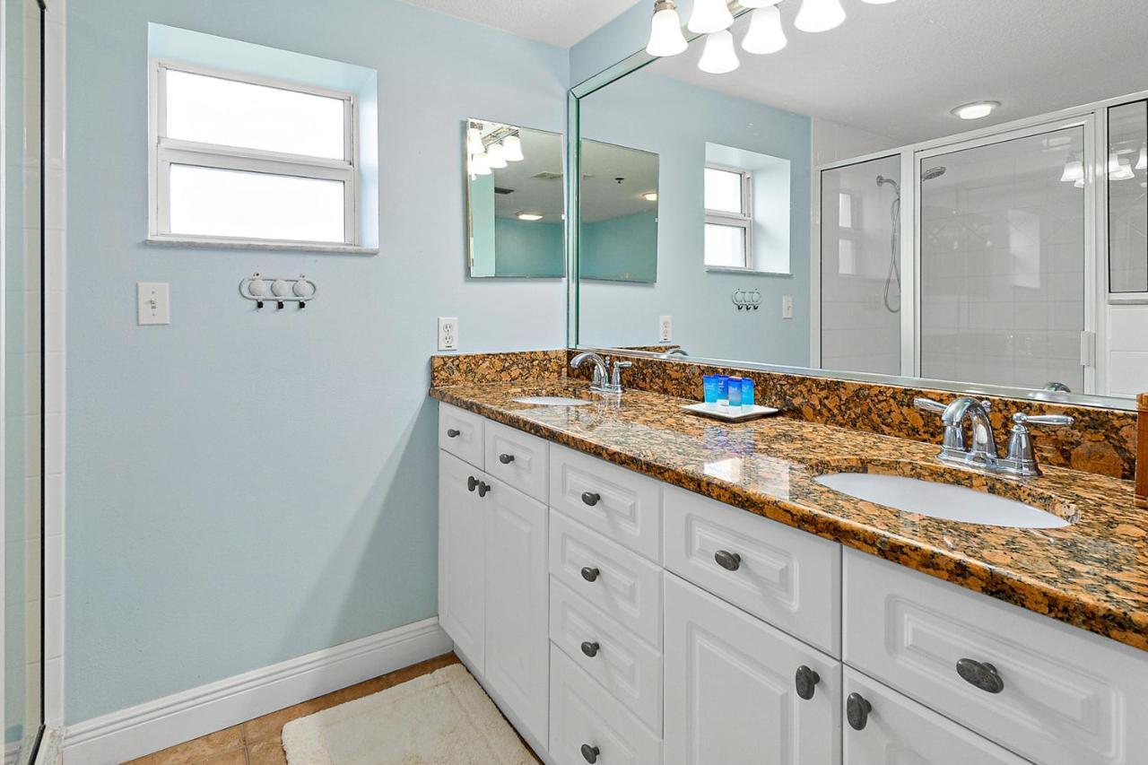 Oceanwalk 5-401 New Smyrna Beach Room photo